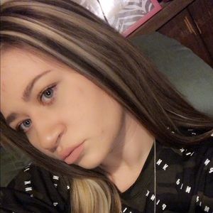 Meet your Posher, Haylee